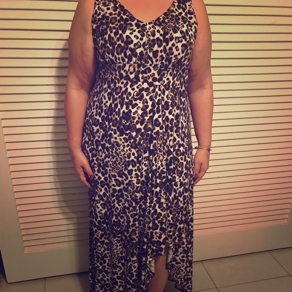 🛑 3 for $20 item Cheetah print maxi dress hi/lo